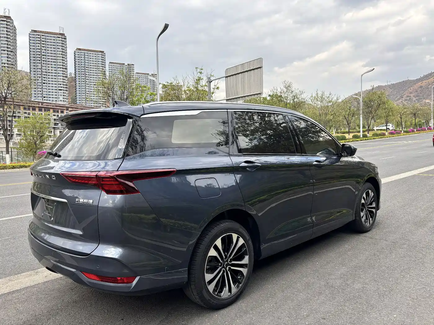 Wuling Motors Wuling Victory 2021 2020 1.5T CVT Flagship
