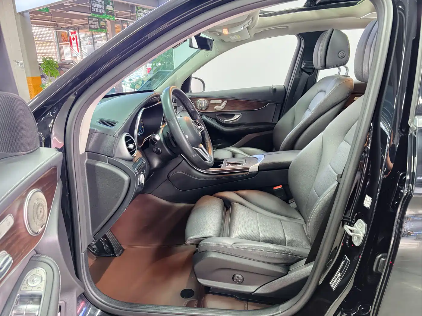 Mercedes-Benz GLC 2021 GLC 260 L 4MATIC Luxury фото 5
