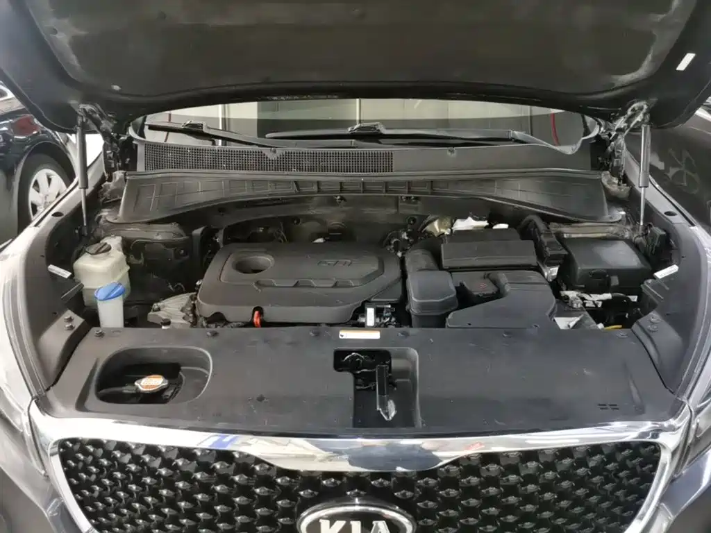Kia Sorento 2016 2016 Sorento L 2.4L Petrol 4WD Custom 5-seater (China IV)