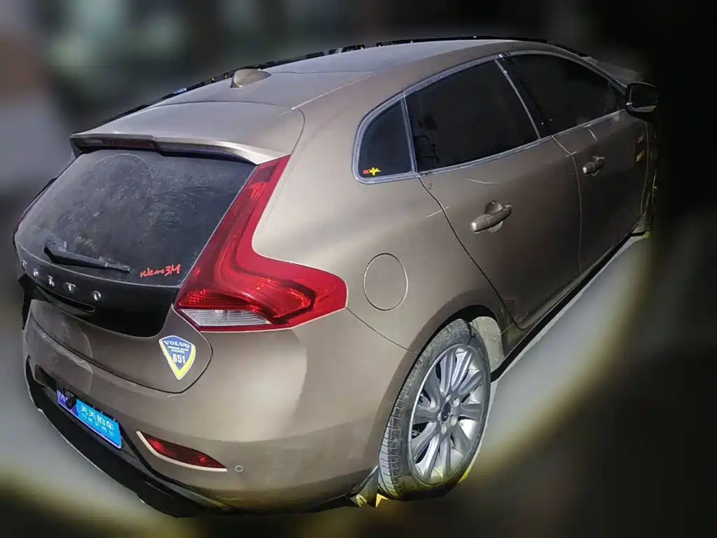 Volvo V40 2014 2013 2.0T Elegance Edition