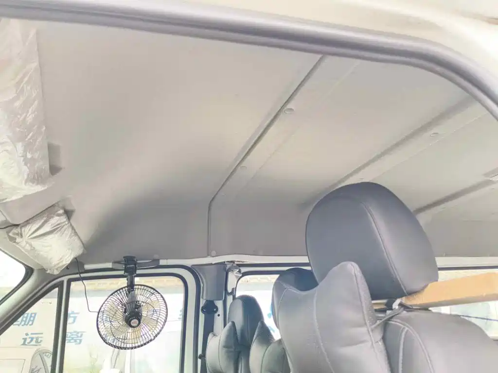 Jiangling Tesun 2020 2019 2.8T Commercial Short Wheelbase Medium Roof 6-Seater China VI JX493