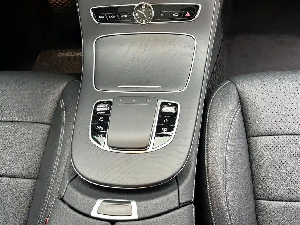 Mercedes-Benz E-Class 2019 E 300 L Sport Luxury фото 14