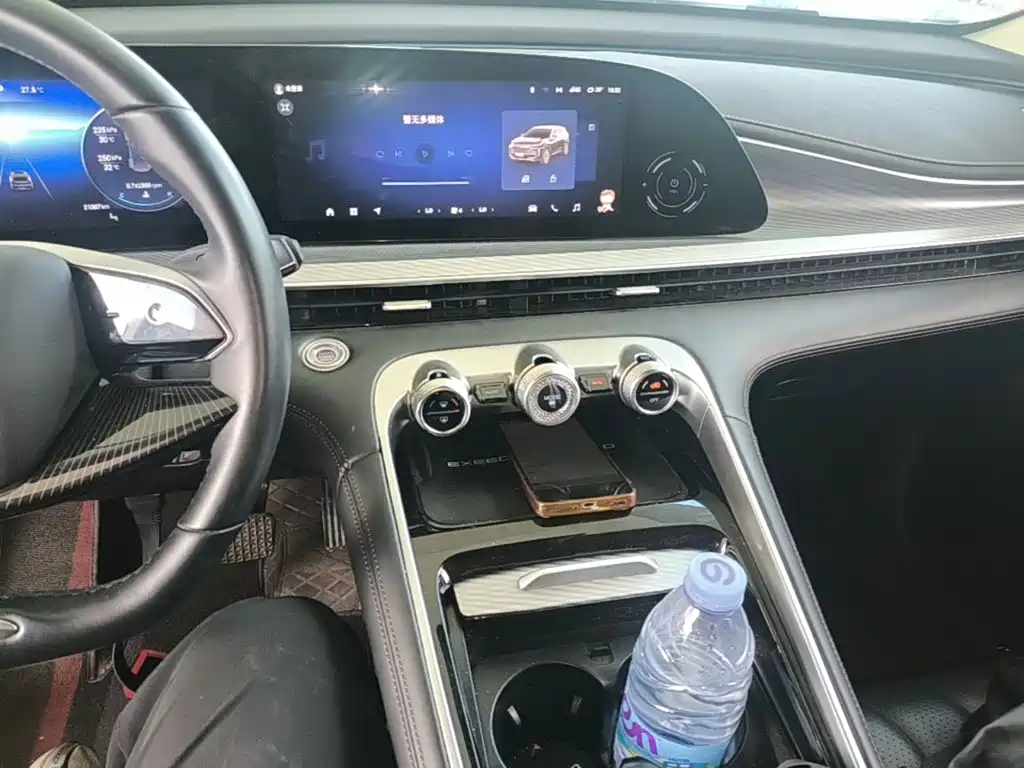 Exeed Lingyun 2024 2024 300T 2WD Starlight Edition
