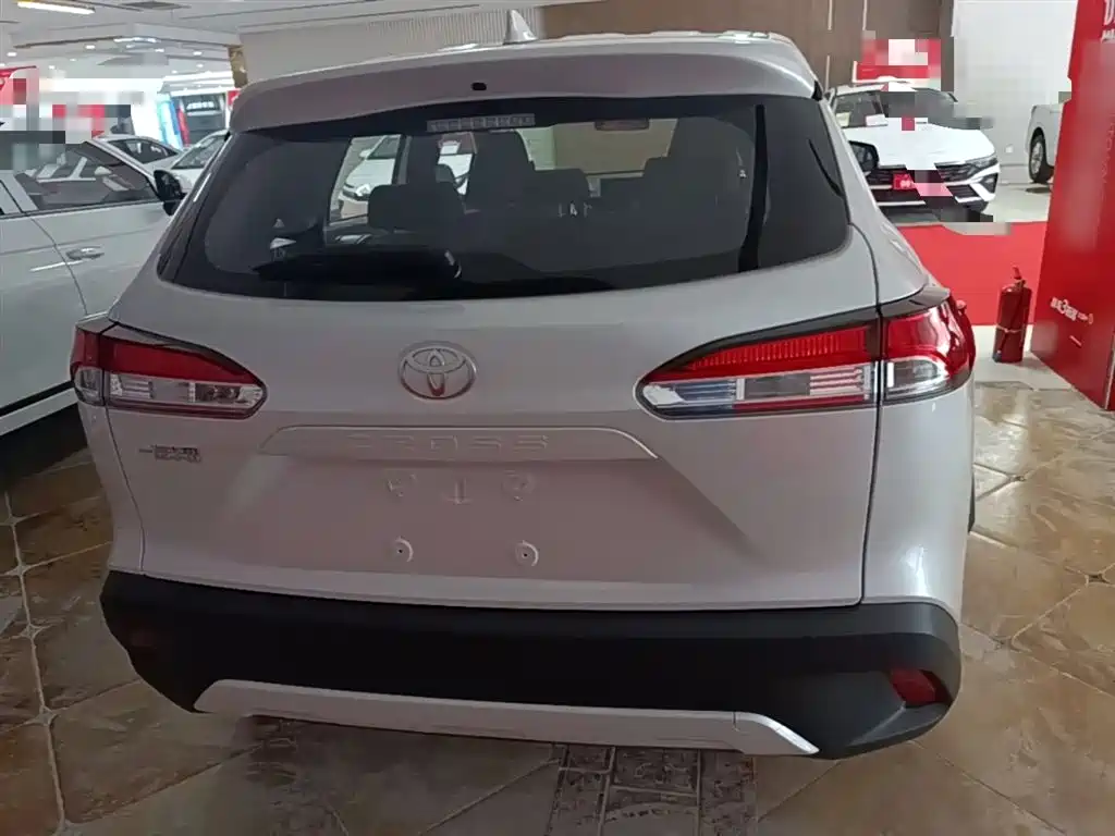 Toyota Corolla Cross 2025 2.0L Pioneer Edition фото 6