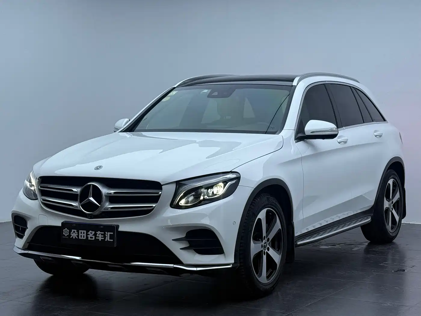Mercedes-Benz GLC 2018 Facelift GLC 260 4MATIC Luxury