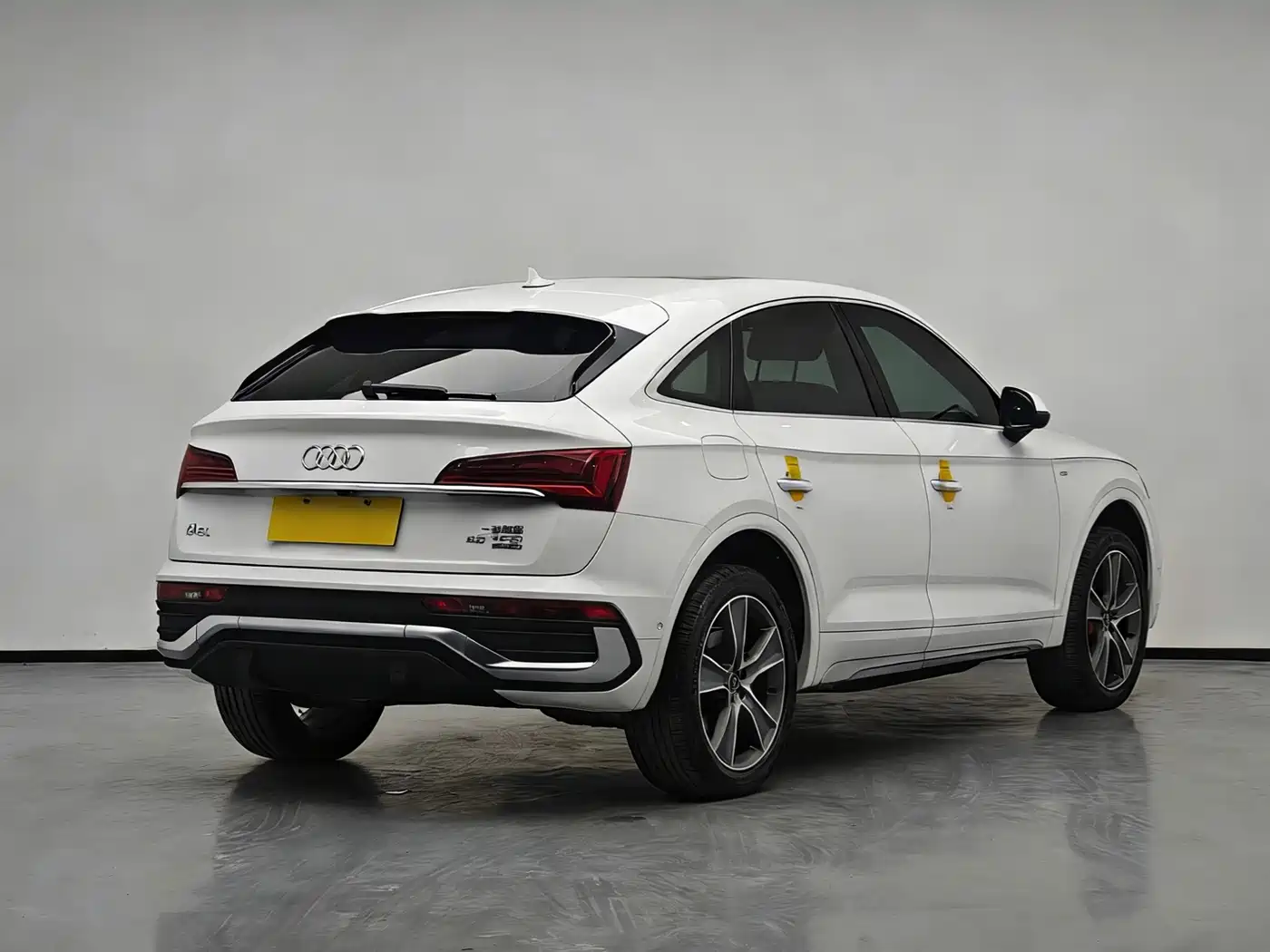 AUDI Q5L SPORTBACK