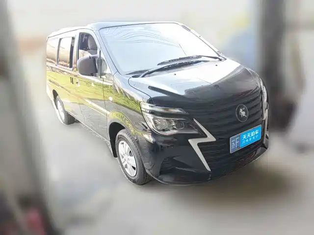 Dongfeng Fengxing Lingzhi 2025 M5 1.5T Long Wheelbase Basic 7-seater — фото 3