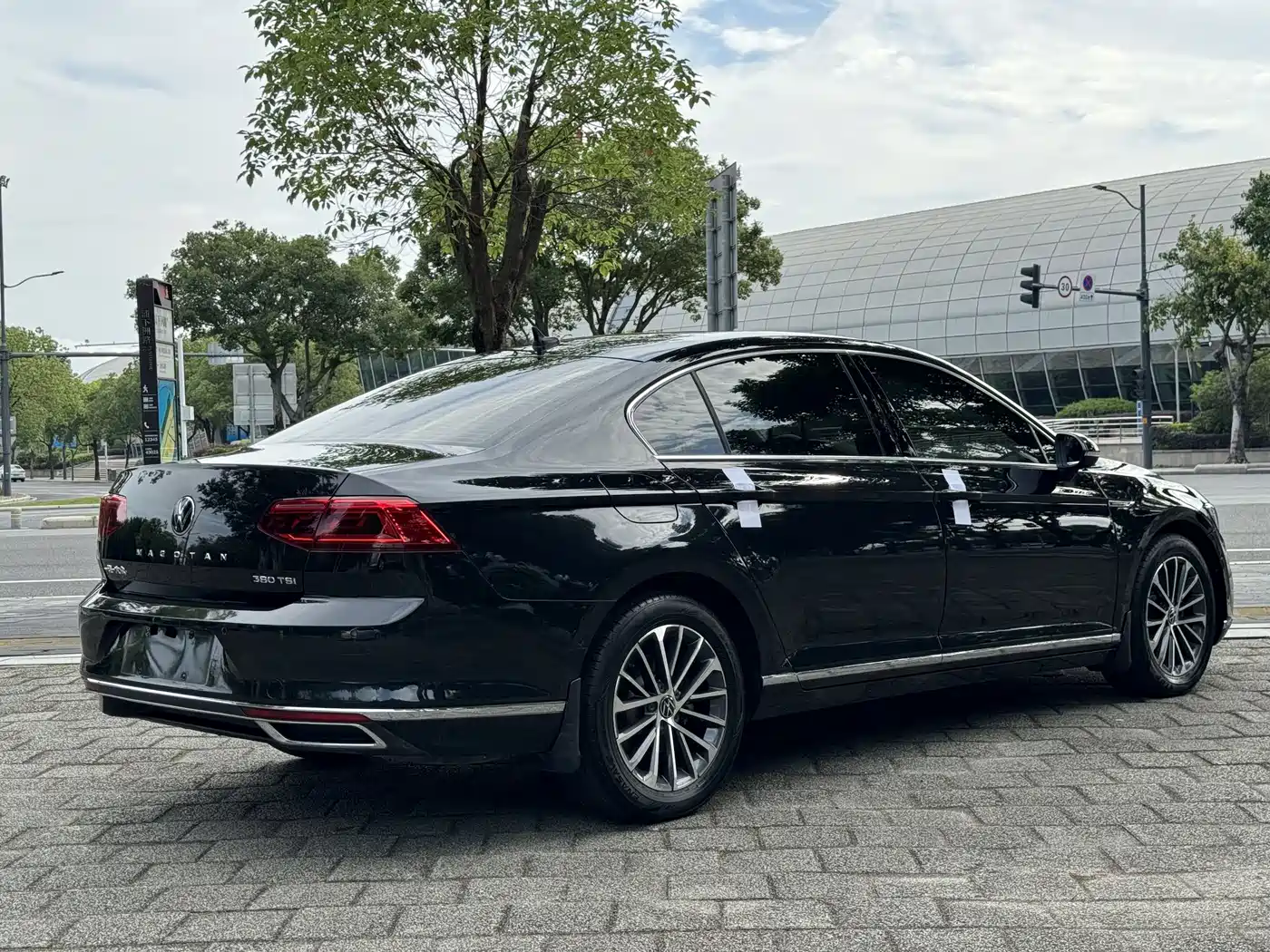 Volkswagen Magotan 2020 380TSI DSG Luxury фото 9