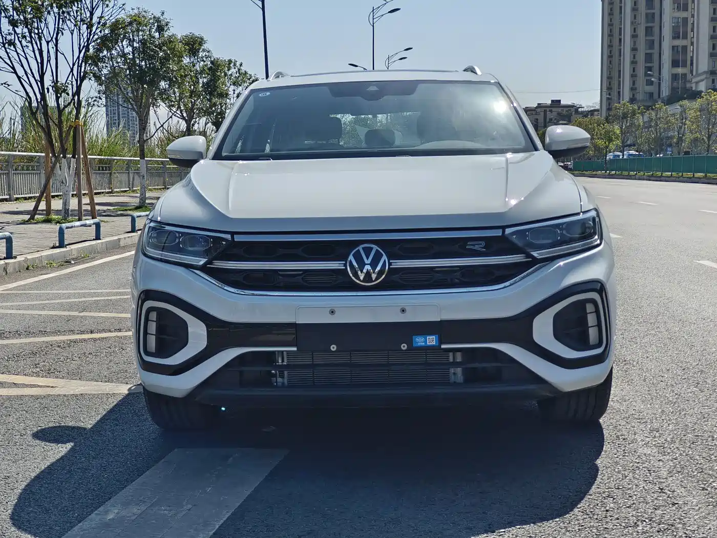 VOLKSWAGEN T-ROC EXPLORING SONGS