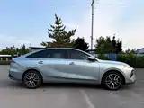 Фото 9 - Roewe D6