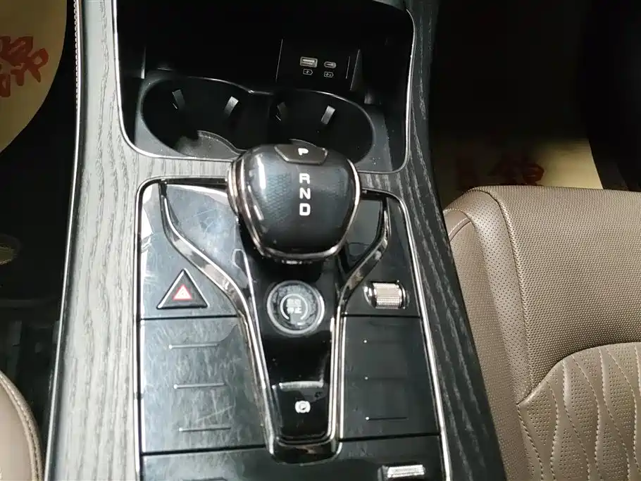 BYD Han 2023 DM-i Champion Edition 200KM Exclusive фото 16