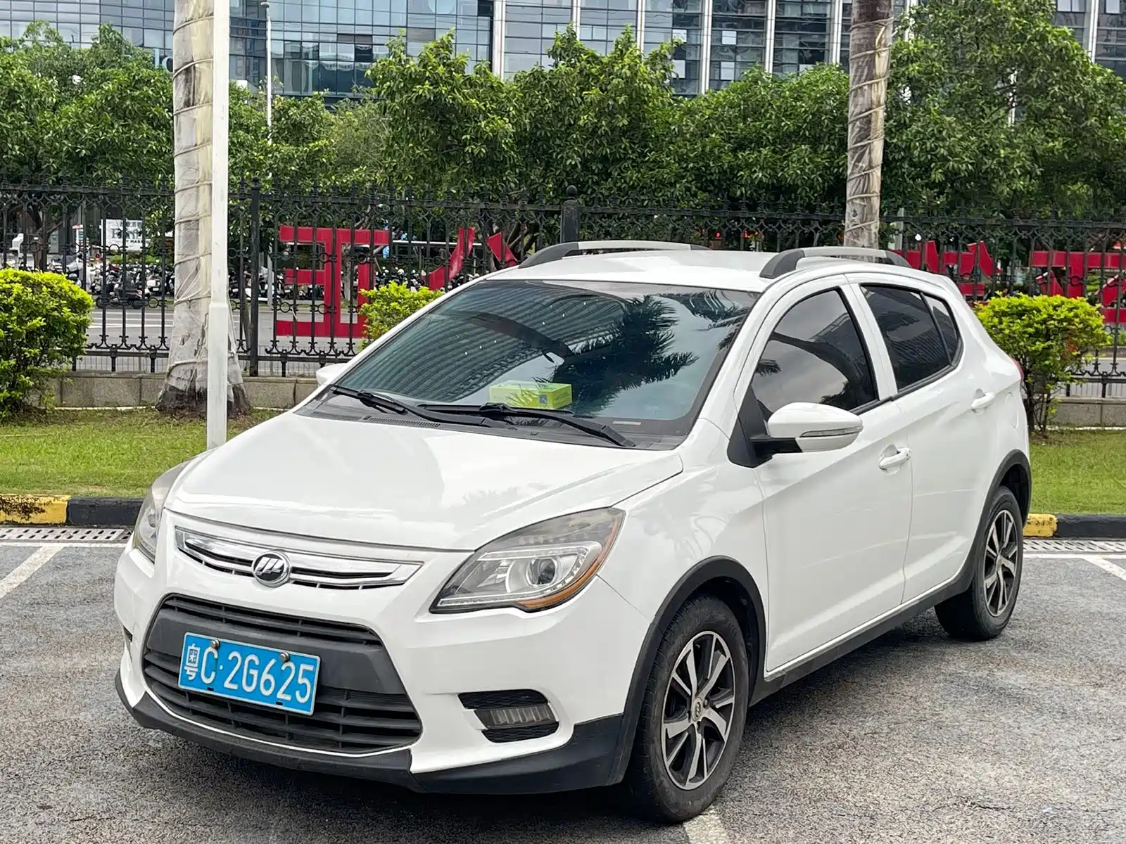 صورة 1 - Lifan X50