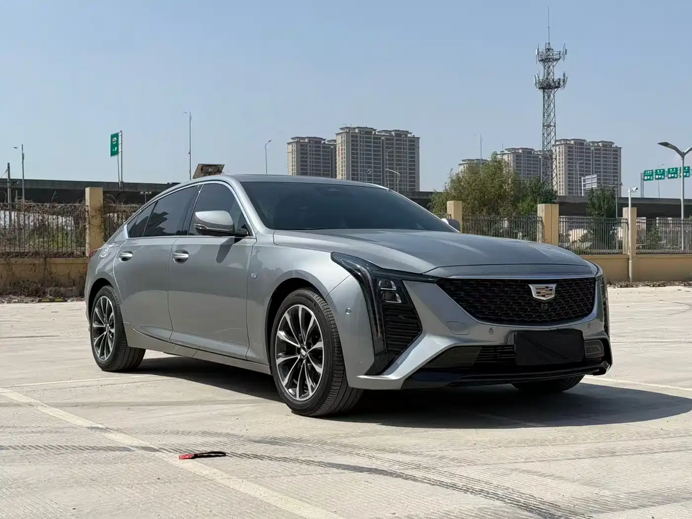 Cadillac CT5 2025 Model 28T Urban Sport Edition фото 3