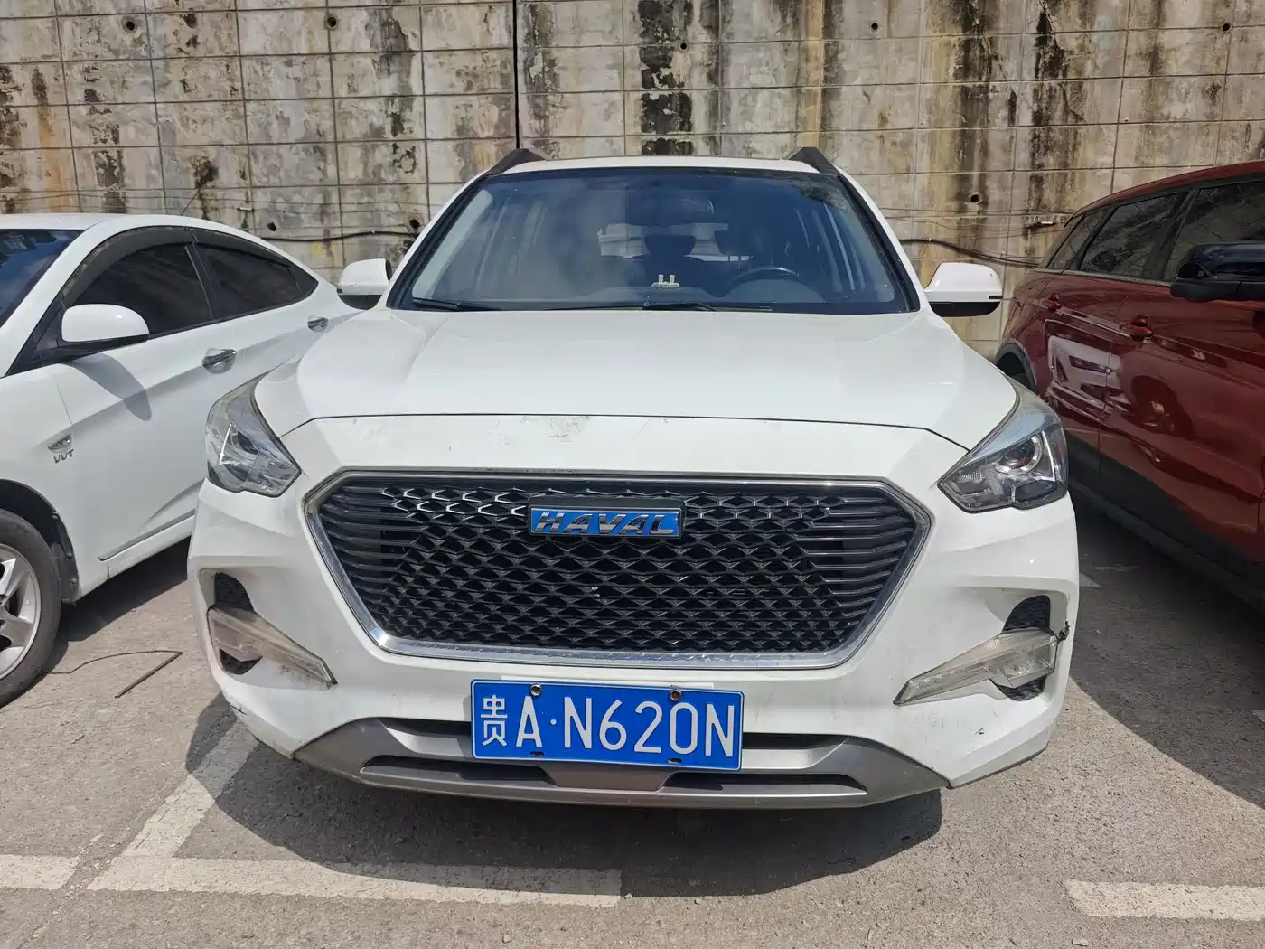 Photo 2 - Haval M6