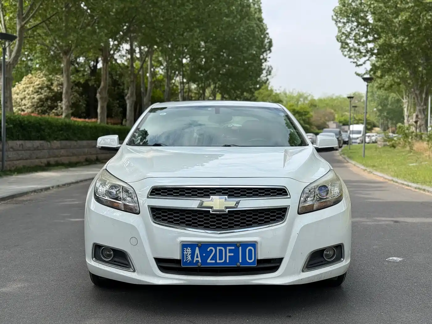 Chevrolet Malibu 2013 2.0L Automatic Luxury Edition фото 2