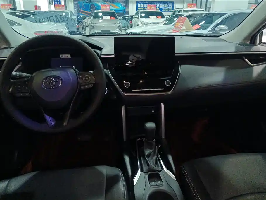 Toyota Corolla Cross 2024 2.0L Smart Hybrid Dual Engine Elite Edition фото 12