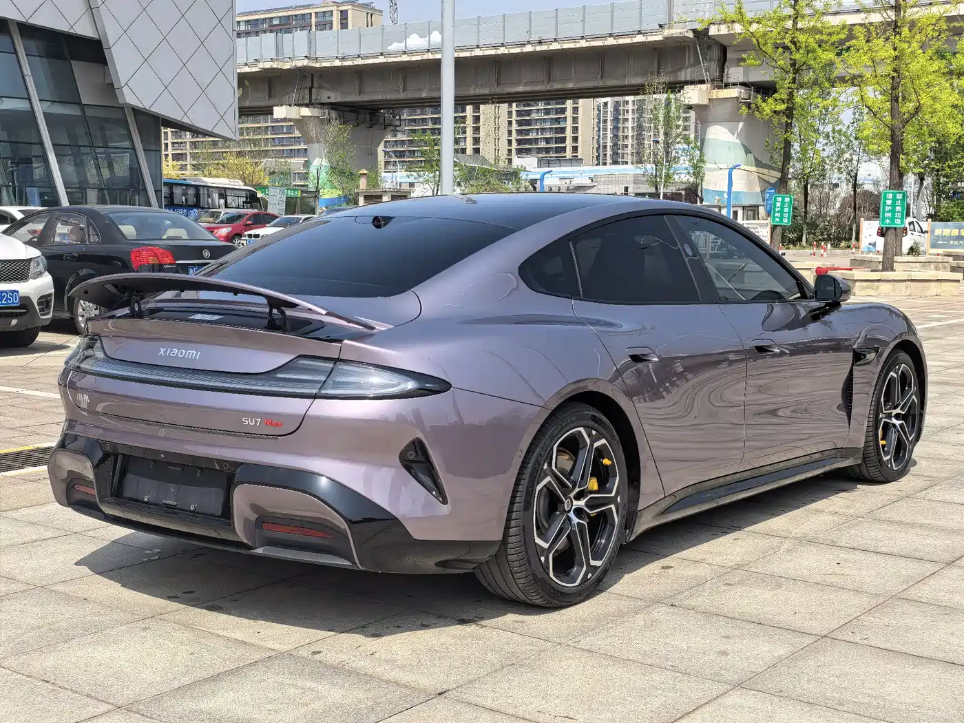 XIAOMI CAR XIAOMI SU7