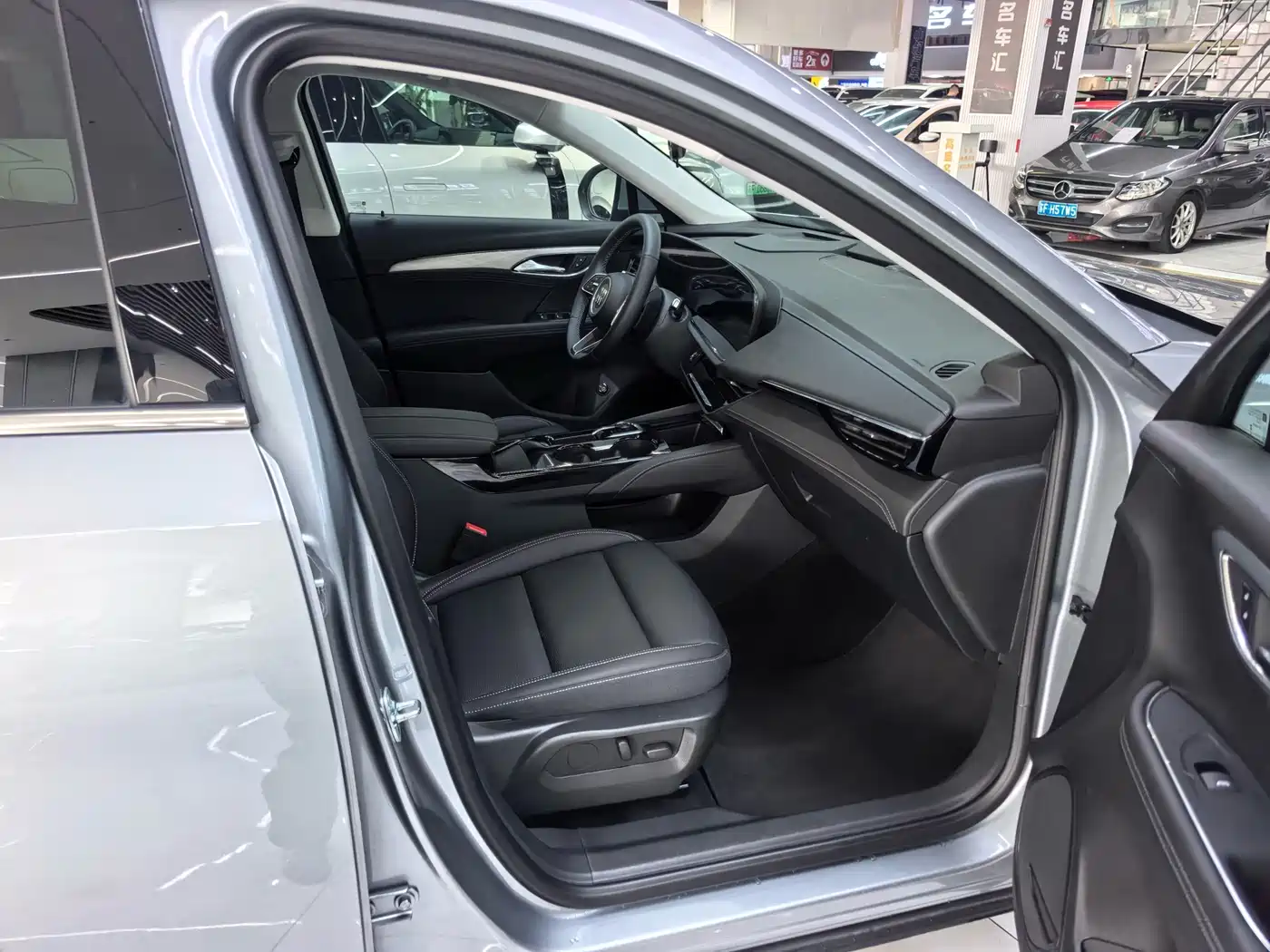 Buick Envision S 2025 2025 25T Premium Platinum Edition