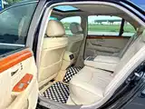 Фото 9 - Lexus LS