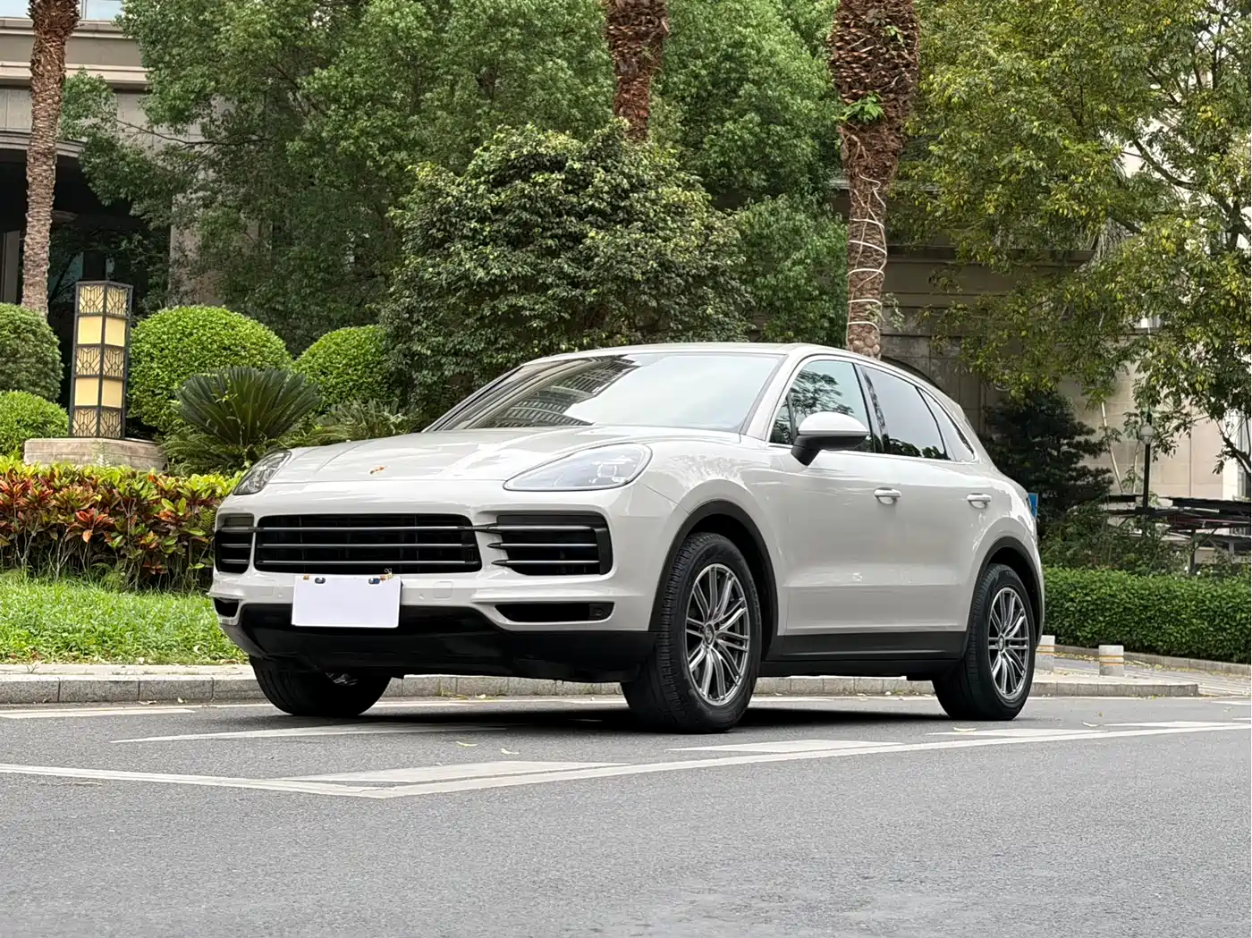 Porsche Cayenne 2018 Cayenne 3.0T фото 2