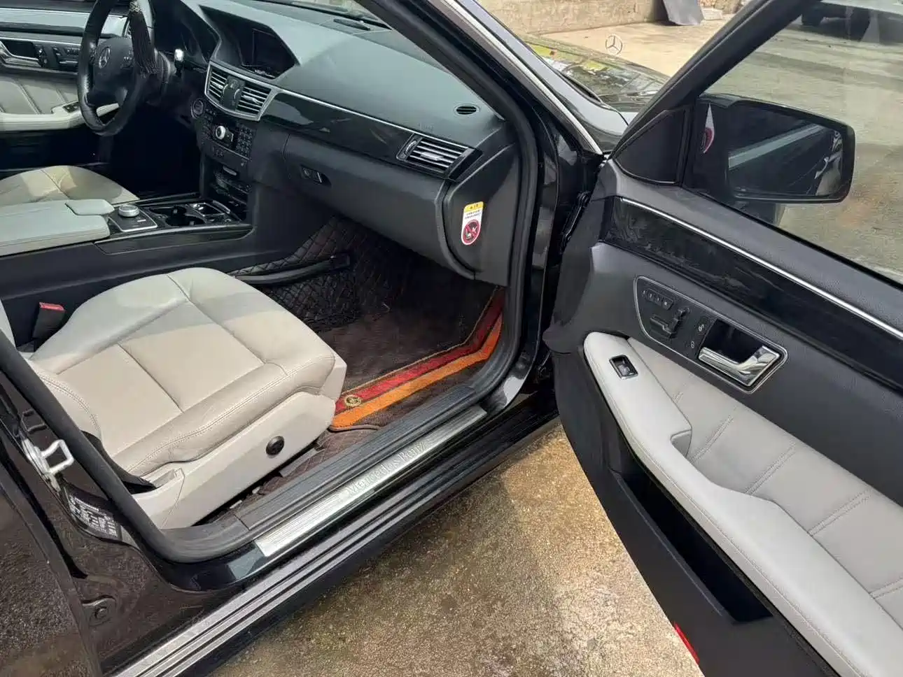 Фото 8 - Mercedes-Benz E-Class