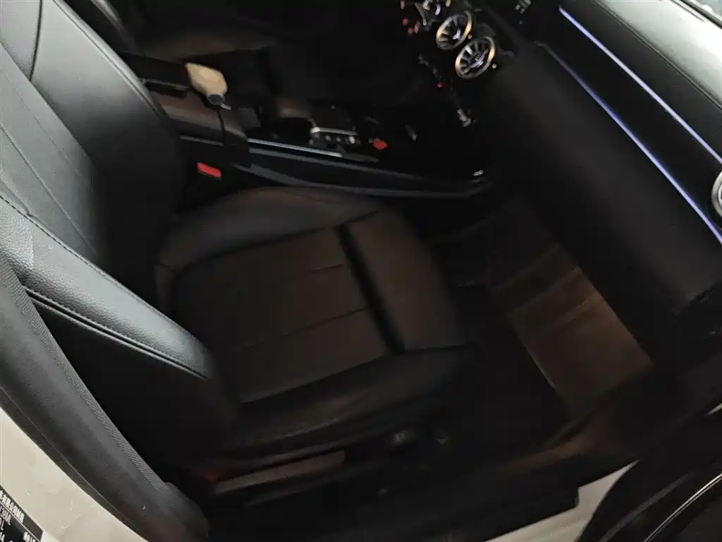 Mercedes-Benz A-Class 2022 Facelift A 200 L Sport Sedan Dynamic фото 25