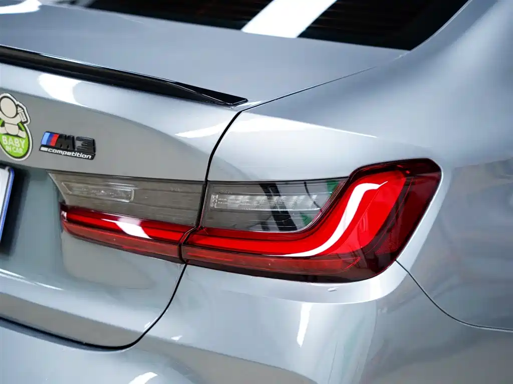BMW M3 2023 M3 Sedan Thunder Edition фото 4