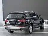 Photo 4 - Audi Q7