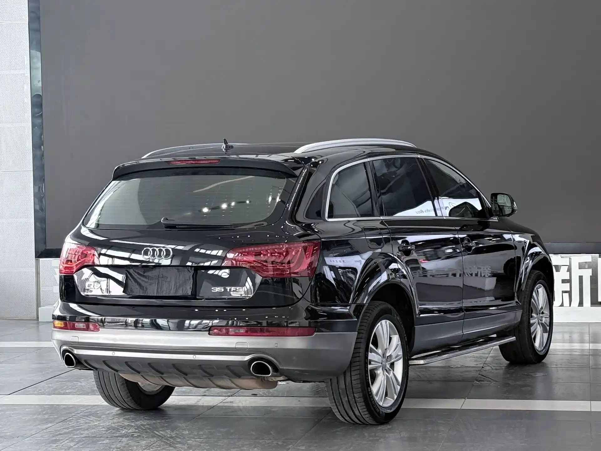 Photo 4 - Audi Q7