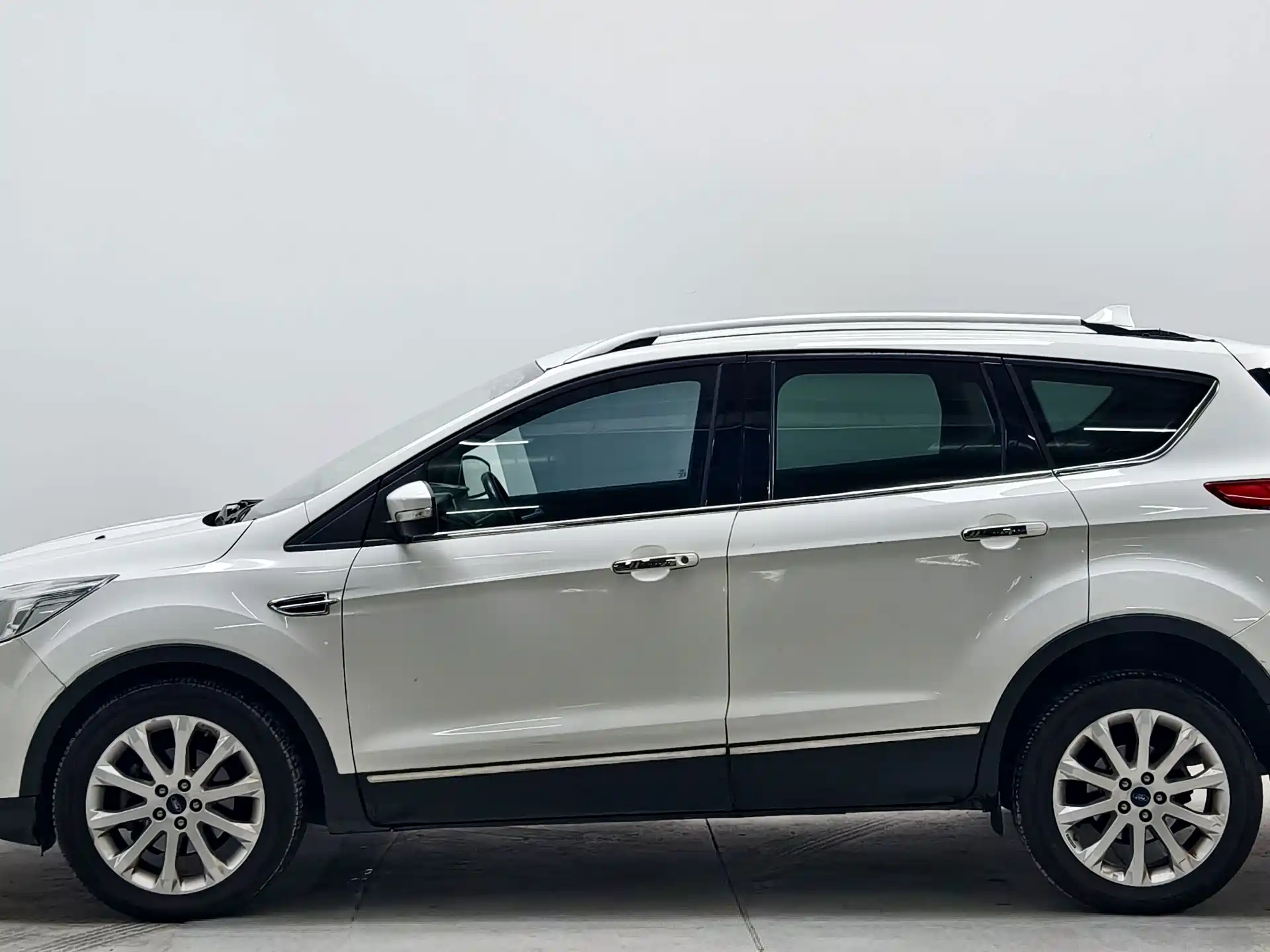 Photo 7 - Ford Kuga