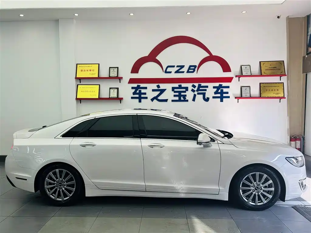 Lincoln MKZ 2019 2018 2.0T Premium Edition