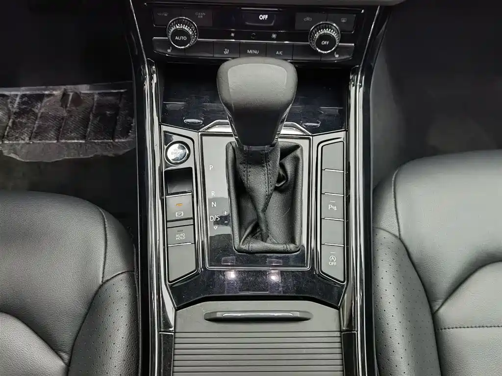 Volkswagen Phideon 2019 380TSI 2WD Business Edition China VI фото 13