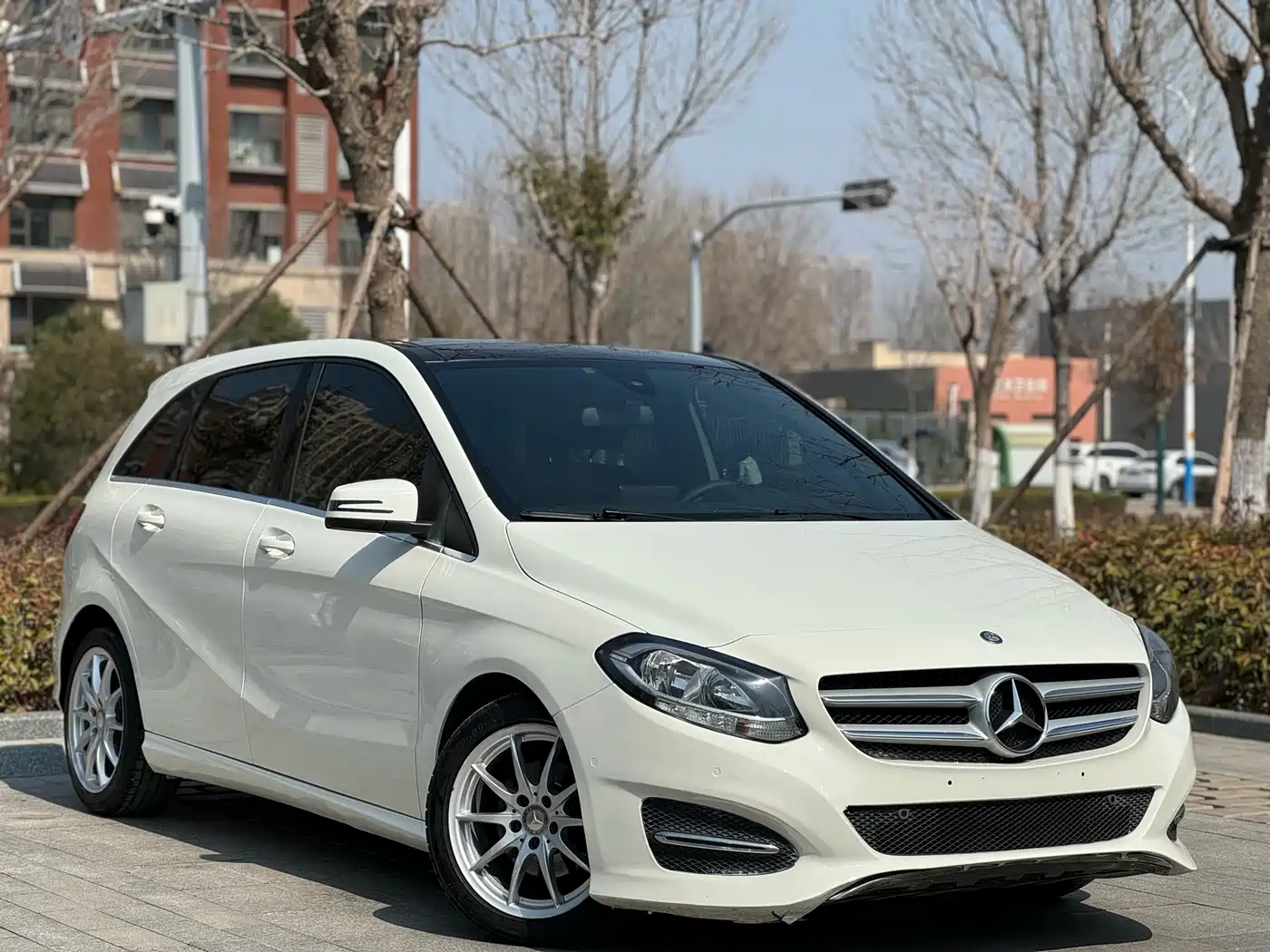 Mercedes-Benz B-Class 2015 B 200 Dynamic фото 3