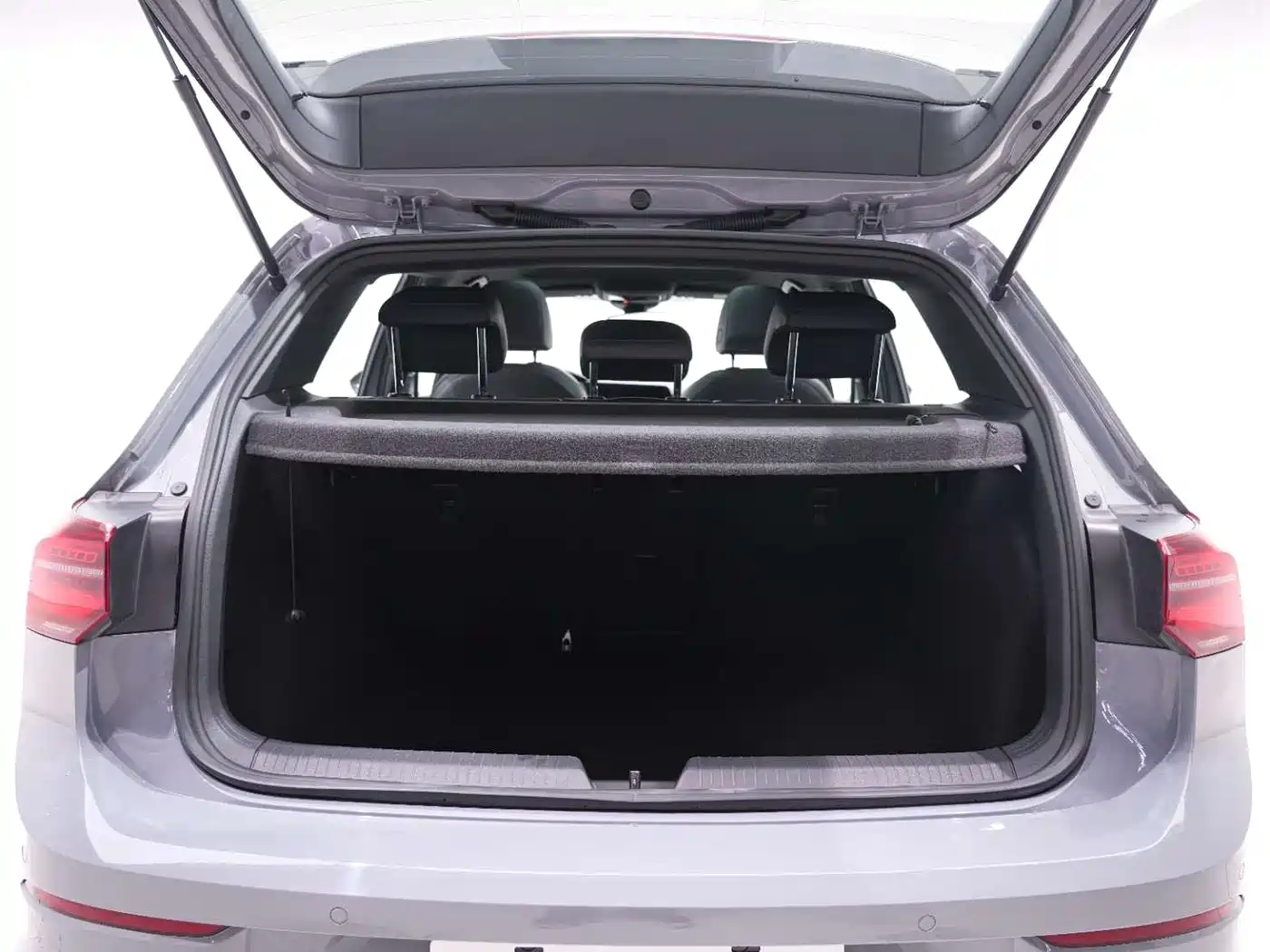 Volkswagen Golf 2021 280TSI DSG R-Line фото 17