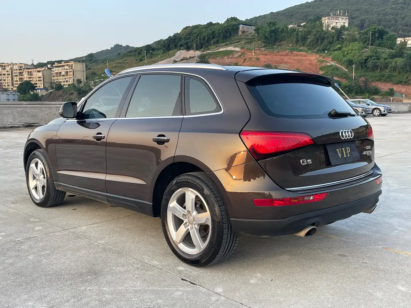 AUDI Q5