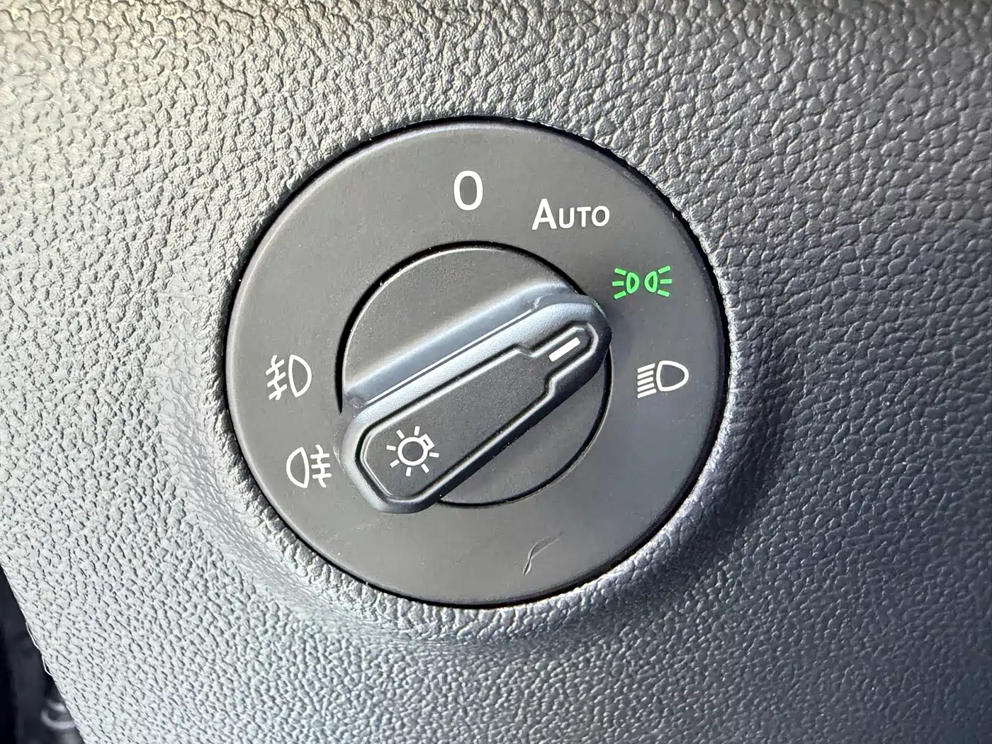 Volkswagen Tharu, миниатюра 10