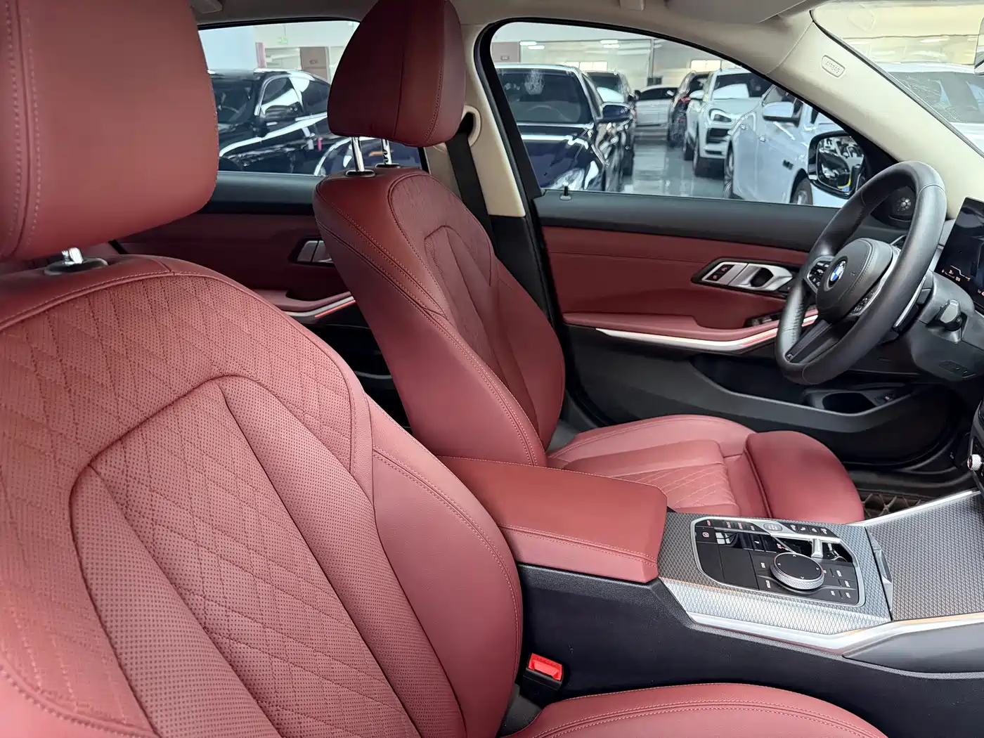 BMW 3 Series 2023 325Li M Sport Black Night Package фото 15