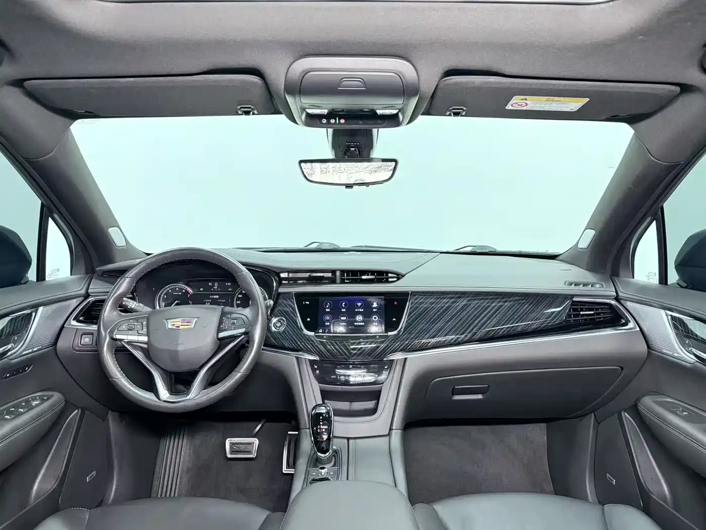 CADILLAC XT6