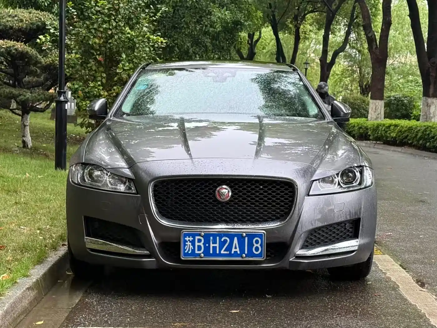 Jaguar XF 2016 2016 XF 2.0T 2WD Elegance Edition
