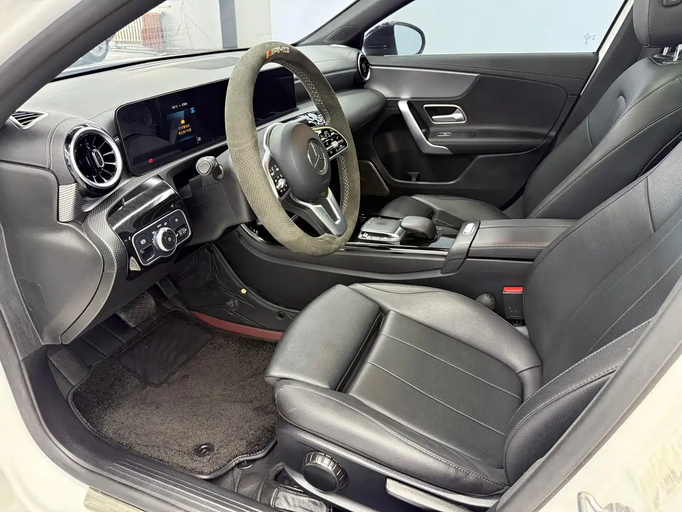 Mercedes-Benz A-Class 2021 A 180 L Sports Sedan фото 7