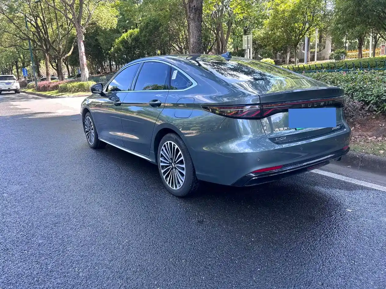 Chery Fengyun Fengyun A8L 2024 2025 1.5TGDI 145km Luxury
