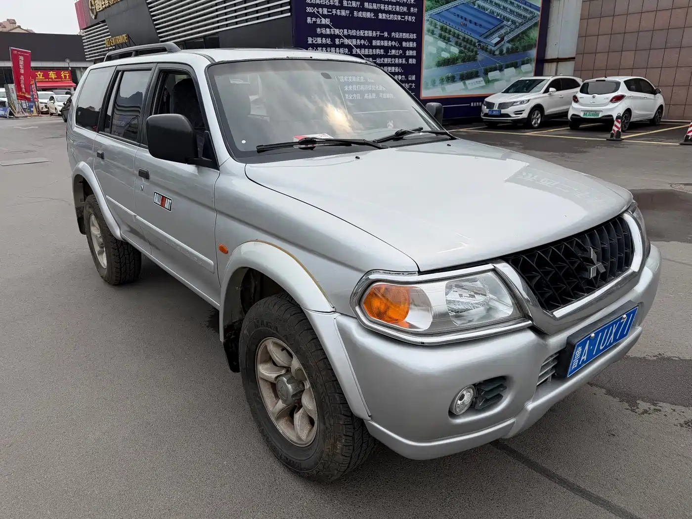 Mitsubishi Pajero Sport 2004 2004 Model 3.0L Automatic 4WD Super Luxury