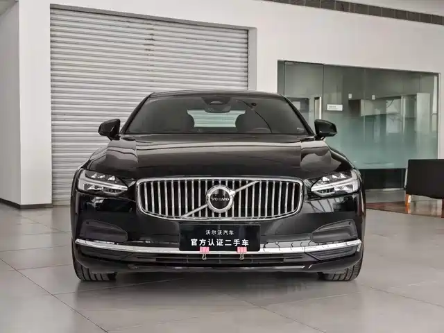 Volvo S90 2025 B5 Zhiyi Luxury Edition — фото 2