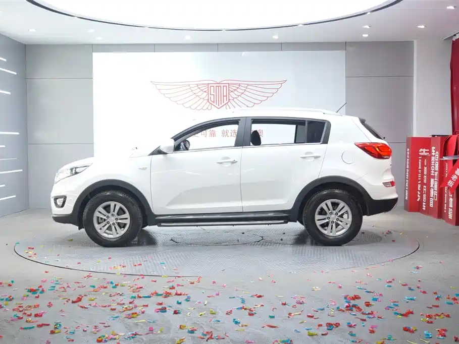 Kia Sportage 2016 2.0L Automatic 2WD GL фото 4