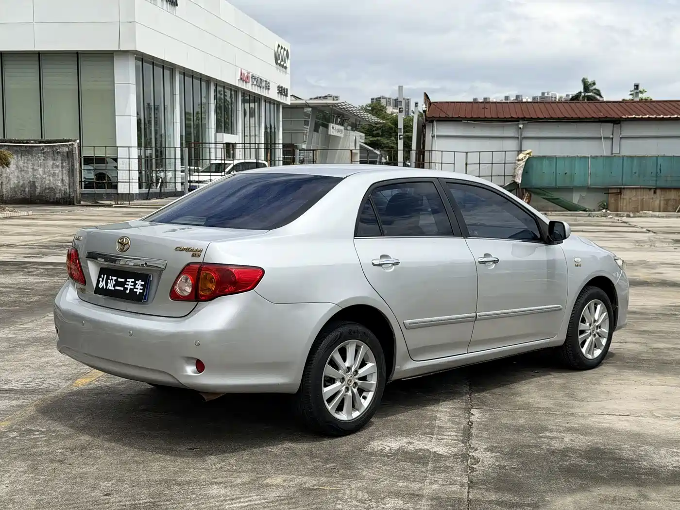Фото 13 - Toyota Corolla