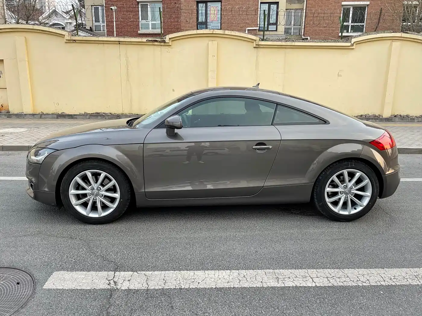 Audi TT 2011 TT Coupe 2.0TFSI фото 7