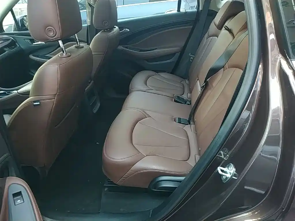 Buick Envision Plus 2018 28T 4WD Elite фото 17