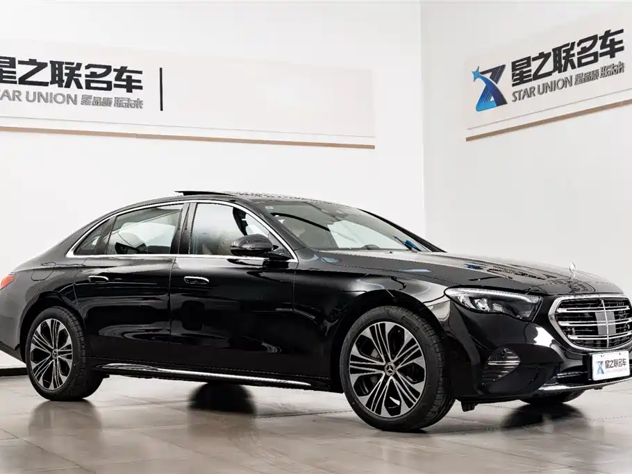 Mercedes-Benz E-Class 2026 E 300 L Luxury фото 6