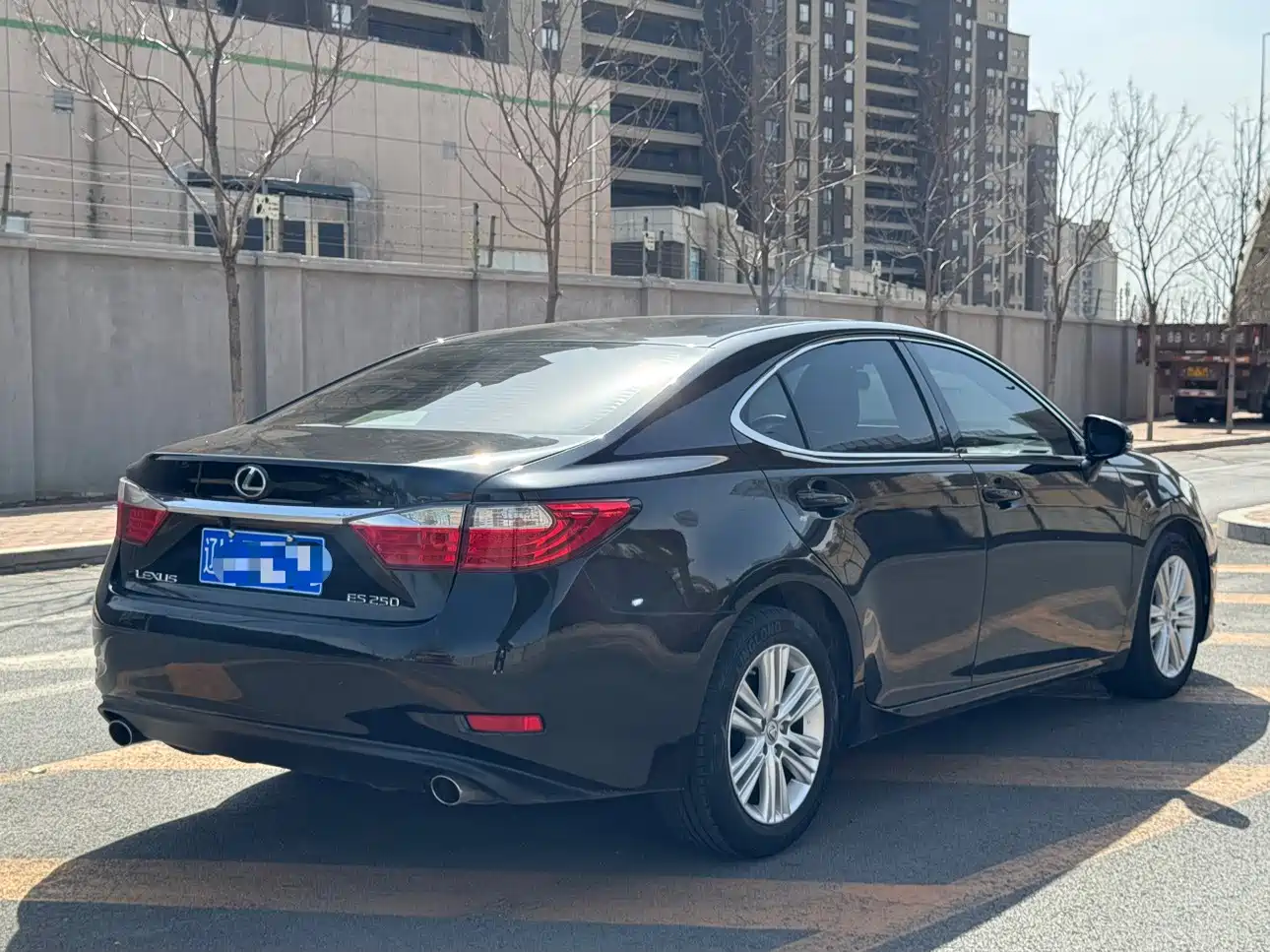 Lexus ES 2013 250 Elegance Edition фото 7