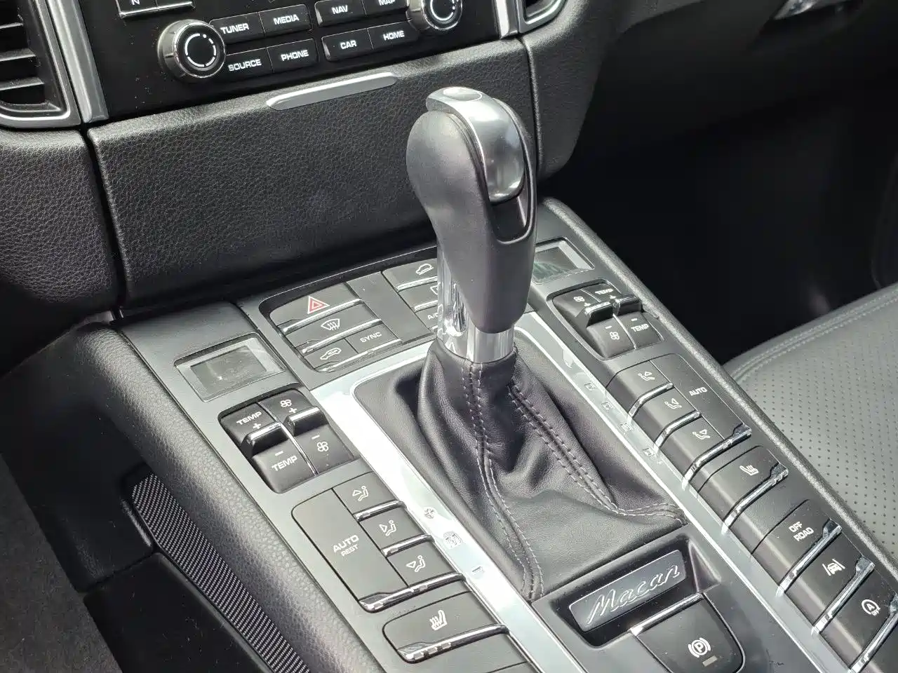 Porsche Macan 2017 Macan S 3.0T фото 12